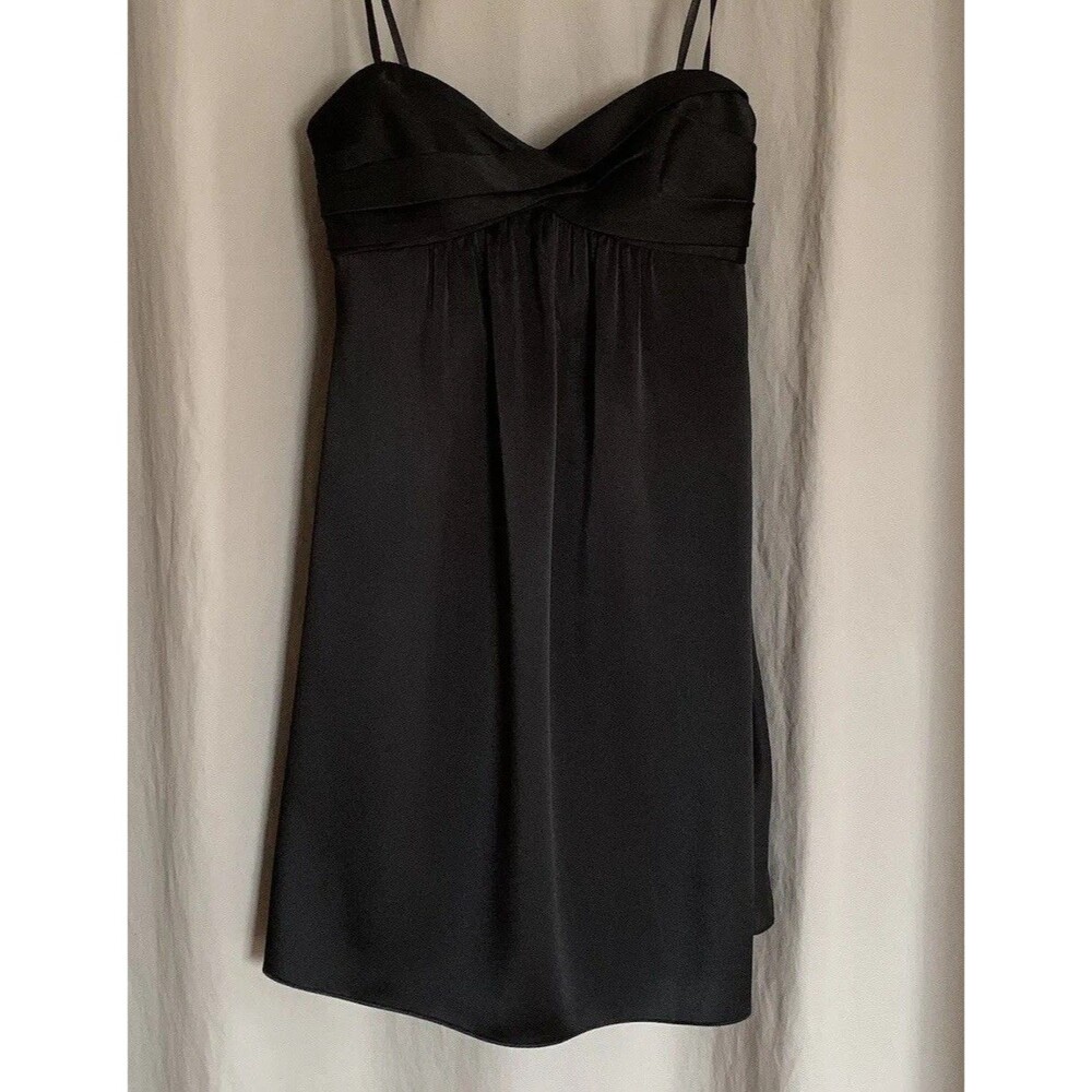 BCBG Maxazria Strapless Black Satin Lined Mini Dress Bow Size 4 NWT